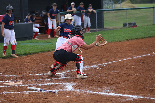 Big Second Inning Gives The Lady Red Devils Win Over Nationally Ranked Highland Community College